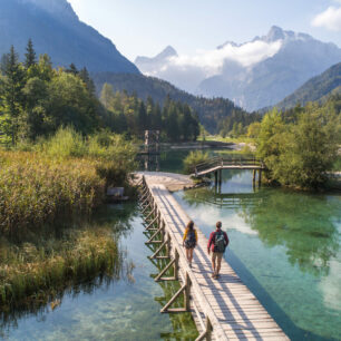 Ikonické jezero Jasna poblíž Kranjské Gory. Foto Jošt Gantar