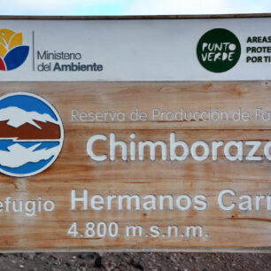 Nejvyšší hora Ekvádoru Chimborazo není pro místní jen atrakcí pro turisty. Jako symbol země má své místo například na státní vlajce.