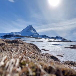 Islandský vrchol Skessuhorn, který svým tvarem připomíná malý islandský Matterhorn