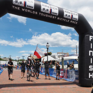 Dan Polman na prestižním závodě Race Across Americ (USA, 4960 km / 45 000 m / 260 h) v roce 2019. Foto Tadeáš Kopča, Traga.cz