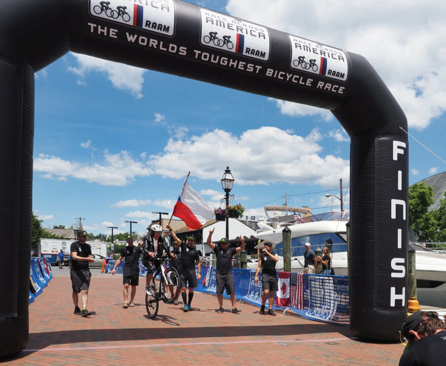 Dan Polman na prestižním závodě Race Across Americ (USA, 4960 km / 45 000 m / 260 h) v roce 2019. Foto Tadeáš Kopča, Traga.cz