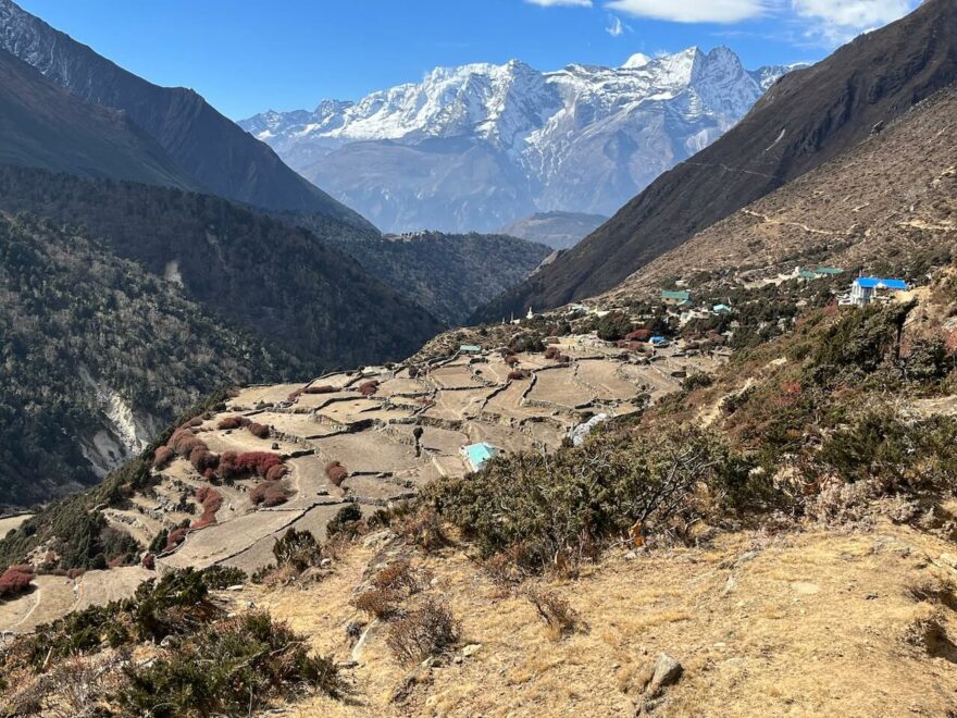 Trek do Everest BC přes sedlo Chola a vesnici Gokyo