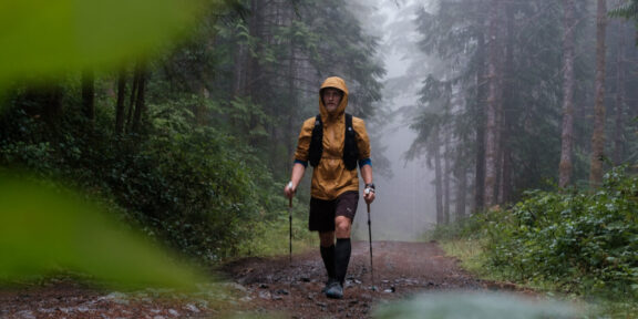 David Kaplan uběhl 9 maratonů za 9 dnů přes kanadský Vancouver Island pro Lékaře bez hranic