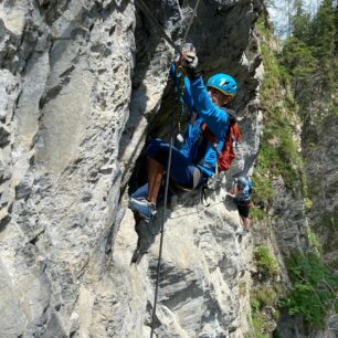 Namísto horolezení si Zikmund Schwarzkopf alias Síga v důchodu oblíbil via ferraty i náročné vícedenní treky.