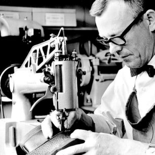 Historie severské značky Lundhags se datuje do roku 1932, kdy švec Jonas Lundhag začal vyrábět odolné boty.