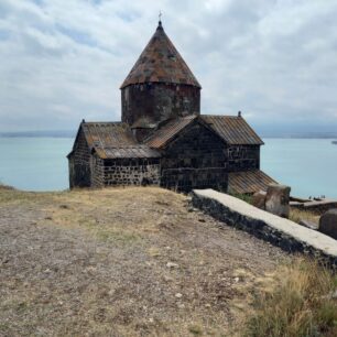 Na východě Arménie se nachází krásný a mystický klášter Tatev.