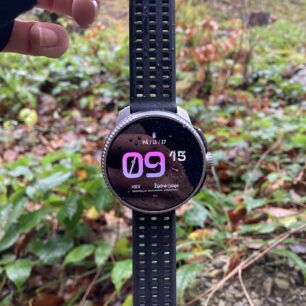 Suunto Race – základní ciferník hodinek Suunto Race