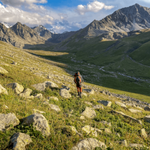 Neznačená a relativně neznámá trasa Ak-Suu Traverse, Kyrgyzstán