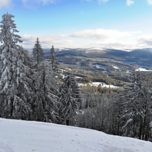 Krajina v okolí Hojsovy Stráže, Šumava.