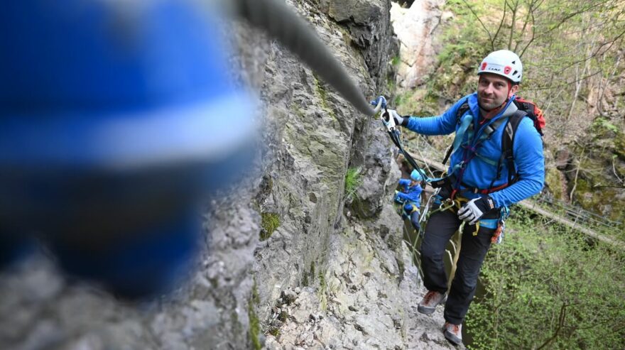 Deset tipů pro bezpečné lezení via ferrat