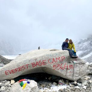 po cestě nešel vynechat ani highlight v podobě Mt. Everest base campu