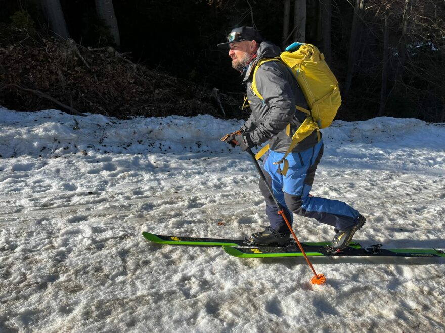 Zátěžový test i během výstupu na skialpech - Direct Alpine ZERO
