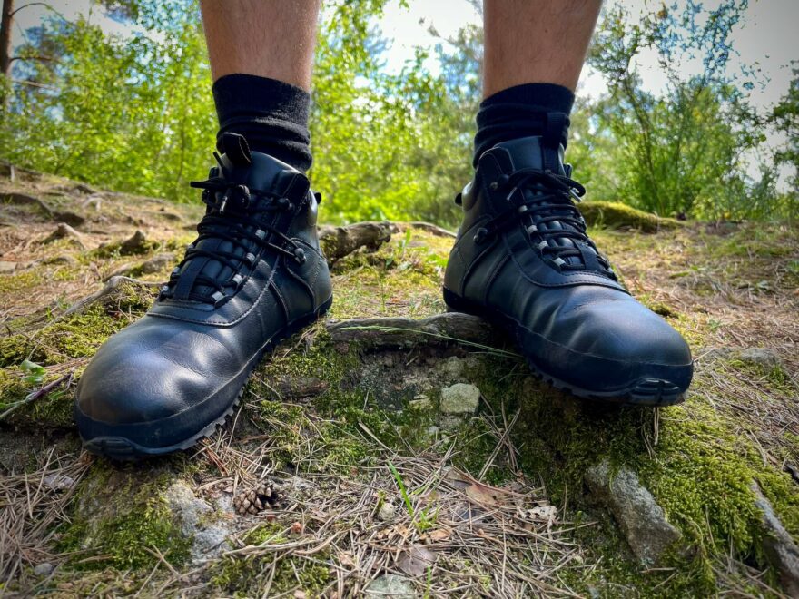 Boty Ahinsa shoes Hiker Comfort v jejich přirozeném prostředí.