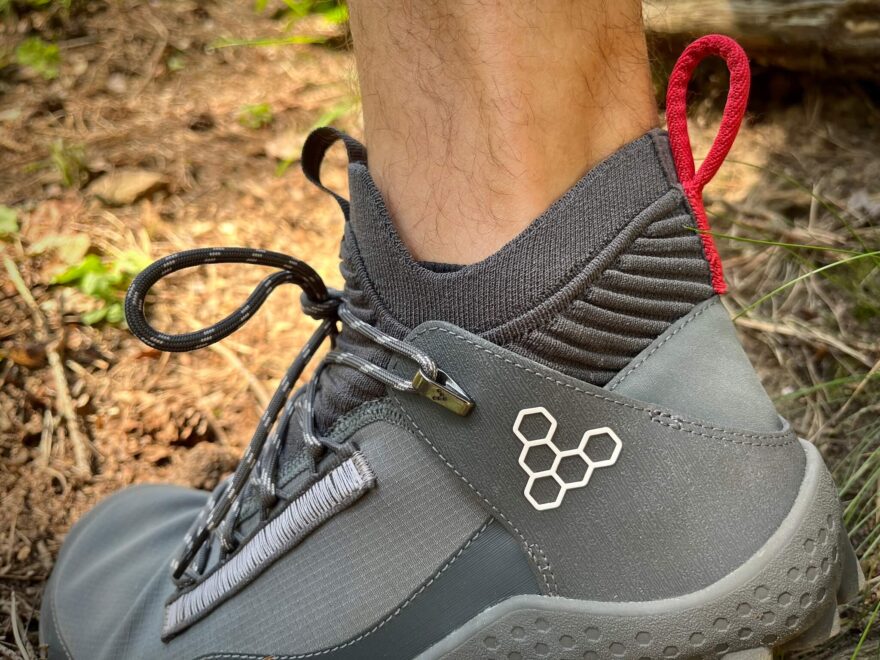 Detail patní výztuhy bot VIVOBAREFOOT Magna Lite WR SG.