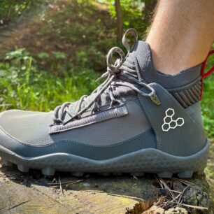 Fast and Light boty VIVOBAREFOOT Magna Lite WR SG.