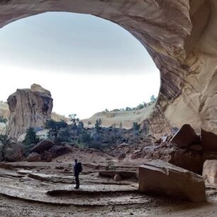 Hayduke Trail - 1 300 kilometrů dlouhá trasa pouštěmi a kaňony na Kolorádské plošině v Utahu a Arizoně