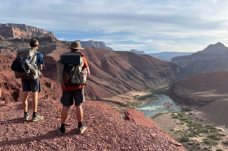 Hayduke Trail - 1 300 kilometrů dlouhá trasa pouštěmi a kaňony na Kolorádské plošině v Utahu a Arizoně