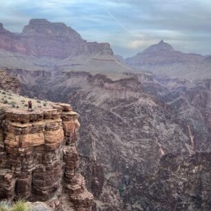 Hayduke Trail - 1 300 kilometrů dlouhá trasa pouštěmi a kaňony na Kolorádské plošině v Utahu a Arizoně