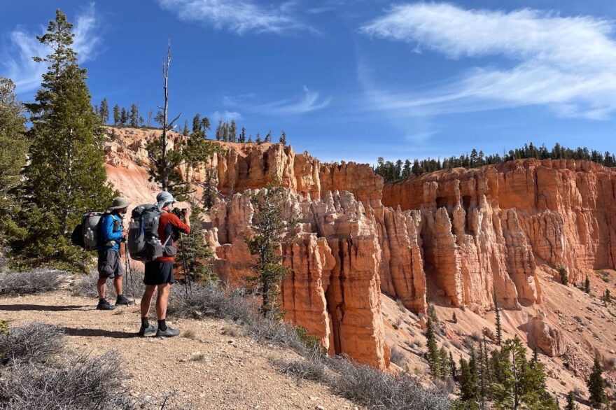 Hayduke Trail - 1 300 kilometrů dlouhá trasa pouštěmi a kaňony na Kolorádské plošině v Utahu a Arizoně