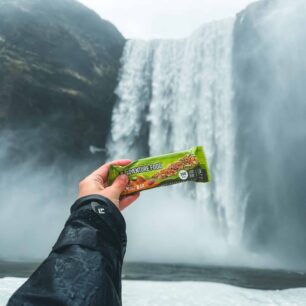 Kromě dehydrovaných jídel si můžete pochutnat také na Adventure Food výživné tyčince