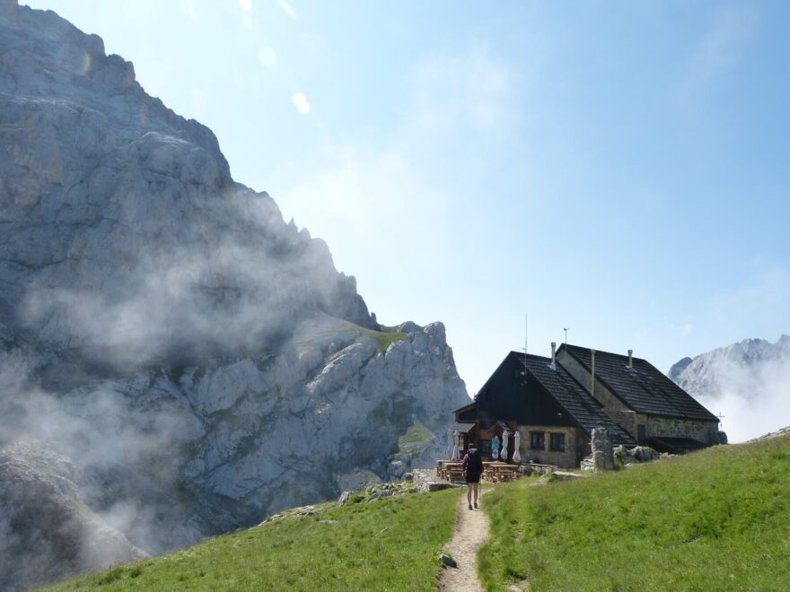 Refugio Collado Jermoso. Picos de Europa, Španělsko