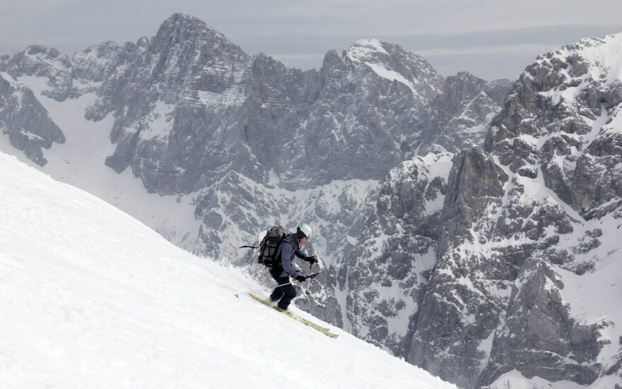 Slovinsko v zimním období nabízí skialpinistům panenské nerozježděné svahy.