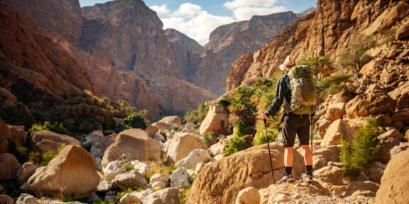 Omán outdoorově: treky, kaňony a pláže Arabského poloostrova