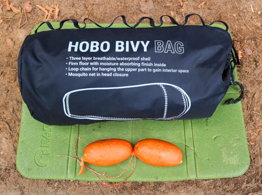 Jak vidno, velikost Warmpeace Hobo Bivy je velmi sympaticky malá