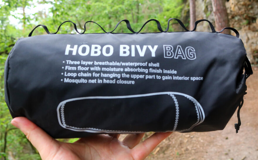 Popis na obalu Warmpeace Bivy vaku Hobo