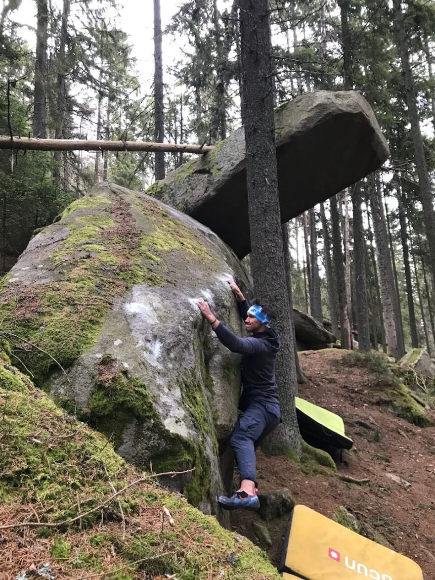 Oblast Loučovice je pokladem boulderingového lezení v jižních Čechách