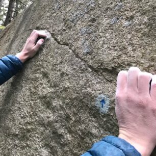 Oblast Loučovice je pokladem boulderingového lezení v jižních Čechách