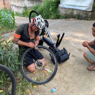 Bikepacking ve Vietnamu: z Hanoje do Sapy