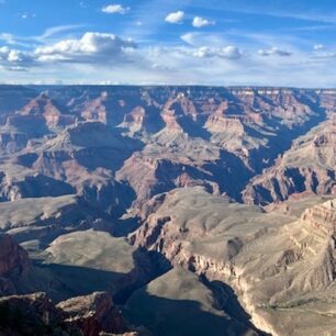 Arizona Trail prochází celou Arizonou od jihu až na sever.