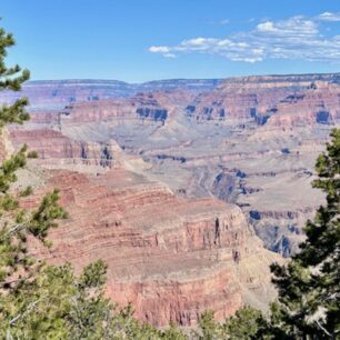 Arizona Trail prochází celou Arizonou od jihu až na sever.