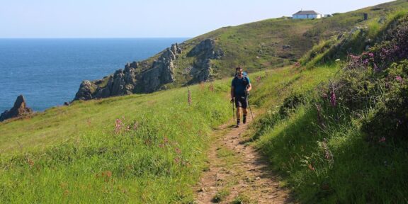 Kolem poloostrova Cornwall po South West Coast Path