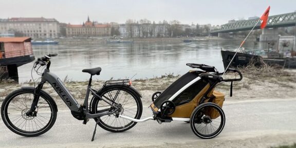 RECENZE: THULE CHARIOT SPORT 2 SINGLE – JEDNOMÍSTNÝ MULTIFUNKČNÍ SPORTOVNÍ VOZÍK ZA KOLO