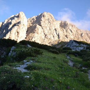 Kokško sedlo, Výstup na Grintovec, Kamnicko-Savinjské Alpy, Slovinsko.