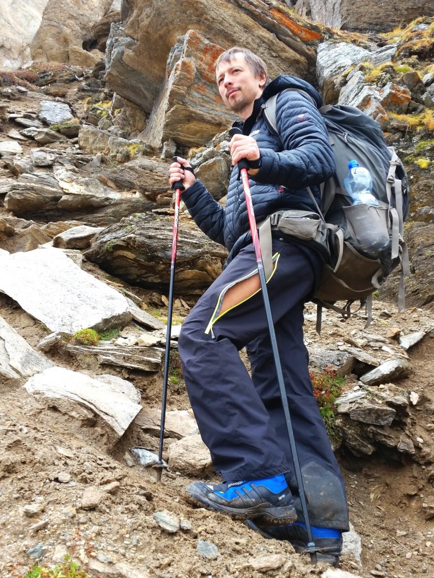 Hole se dodávají s talířky, které oceníte v zimě nebo v bahnitém terénu