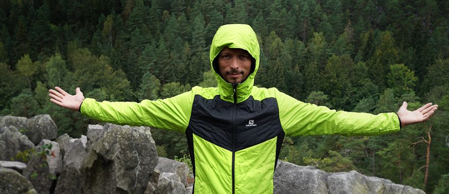 Rafinovaná zateplovačka - recenze zateplovací bundy Salomon Drifter Hoodie