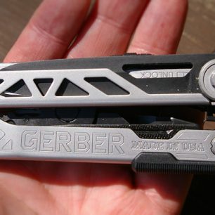 Recenze: Gerber Center Drive – povedený Multitool