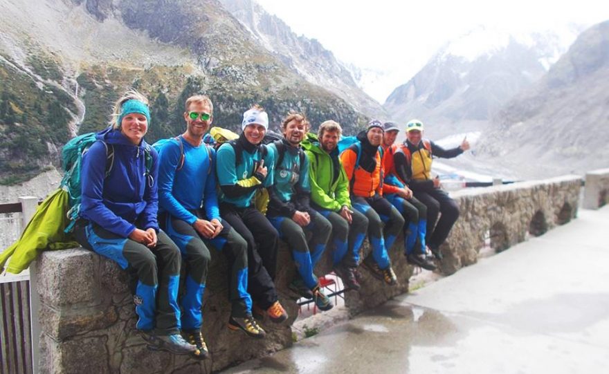 Direct Alpine oblékají horští vůdci - na fotce v kahotách Cascade plus.