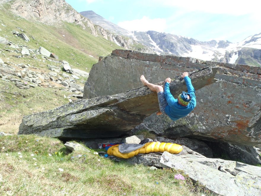 Boulder přímo ze spacáku Patizon 2:500.