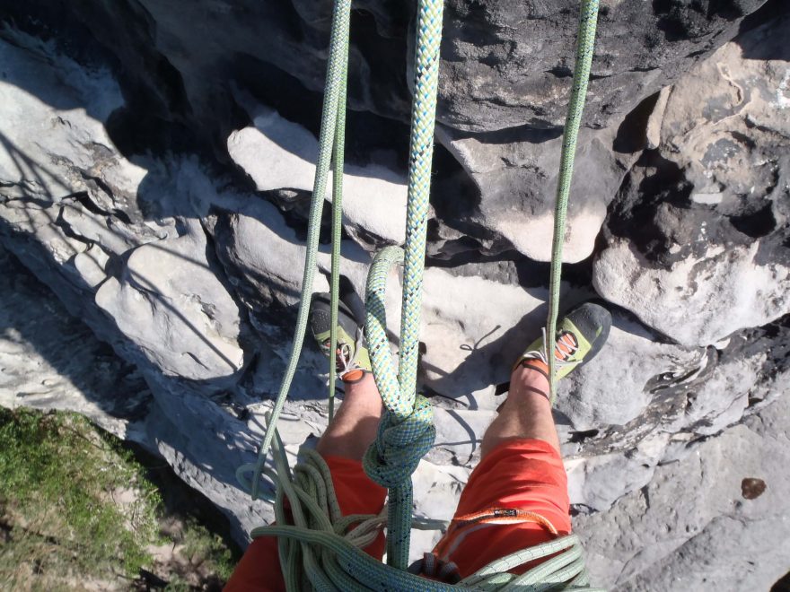 Testování lana Edelrid Tommy Caldwell DT 9.6 mm na Hrubé skále.