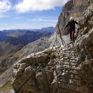 Babí léto je v Dolomitech i pastvou pro fotografy.