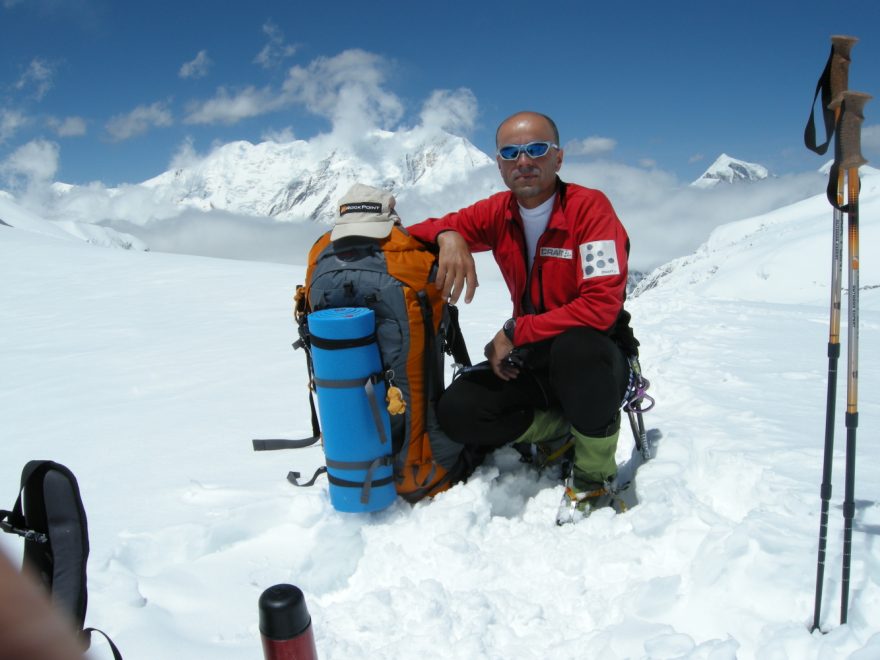 Horolezec Radek Jaroš vozí na expedice karimatky Yate už dlouhá léta - Dhaulagiri 2008.