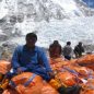 Chcete na Everest? Jen když z hory snesete 8 kg odpadků! + VIDEO