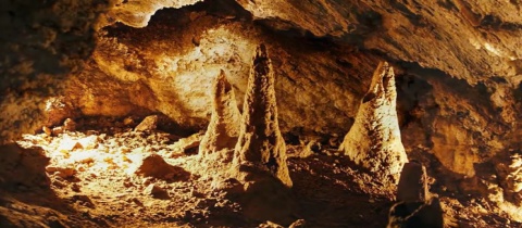 Zbrašovské aragonitové jeskyně – krasový poklad na hranicích Hané + VIDEO