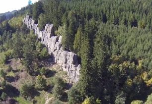Čertovy skály jsou lezeckou oázou nedaleko Vsetína