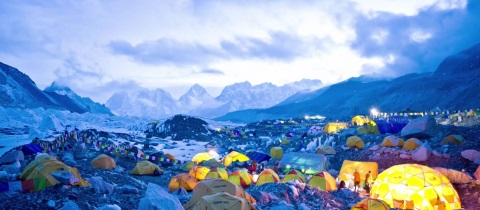 Everest: Letos &#8222;0&#8220;, ale příští rok to budou opět masy,i když &#8222;kvalifikovanější&#8220;