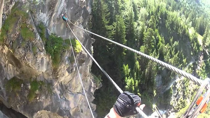 Via Ferrata de la Cascade